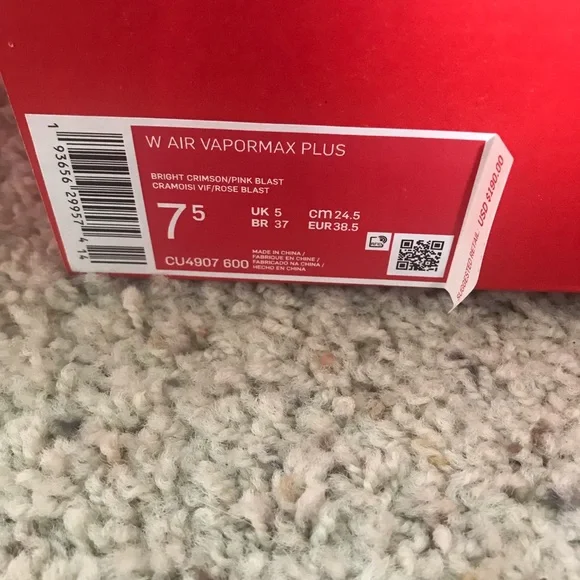 Women’s Nike Air Vapormax Plus 7.5 Bright Crimson - Picture 10 of 10